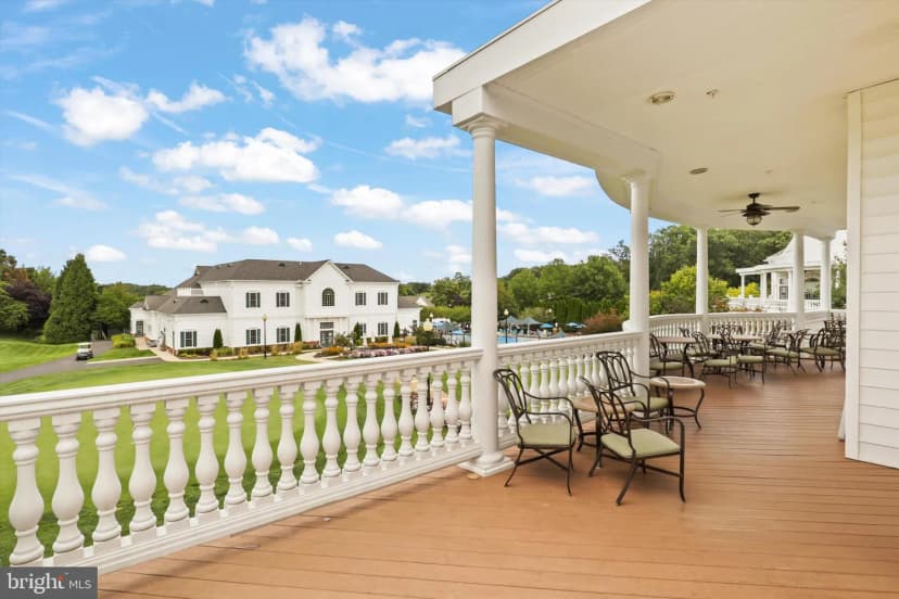 Amenities & Lifestyle